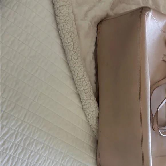 Tory Burch Beige Tote Bag - Picture 5 of 9